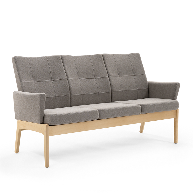 Svan 3-seater w/upholstered armrests