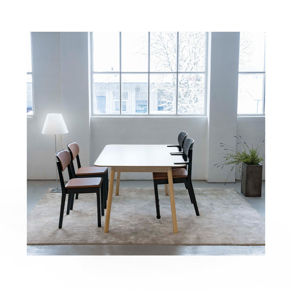 Ark dining table 140x100