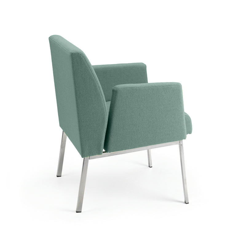 Link 01 chair w/upholstered armrests