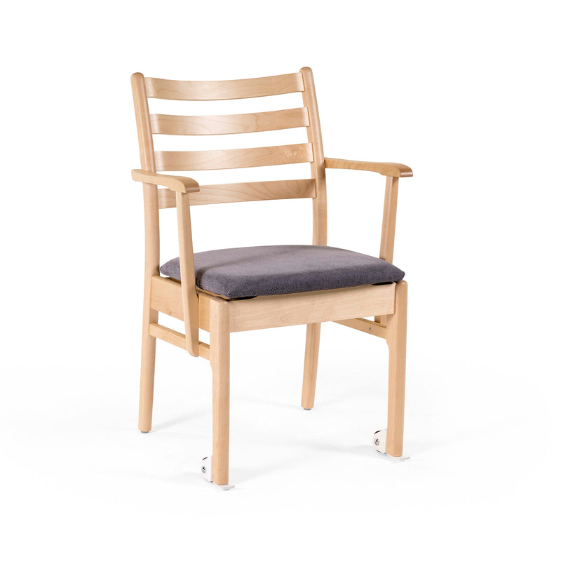 Pan chair w/armrests