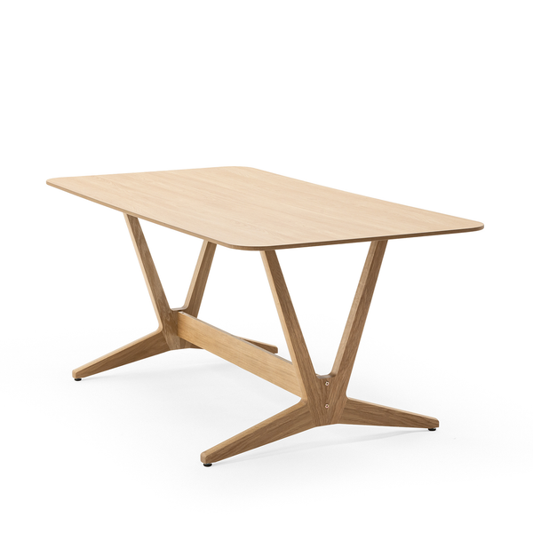 Xenia spisebord uttrekkbart 200x120(250x120), avrundede hjørner, profilkant