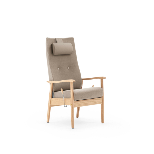 Pan high back chair w/tilt function, open armrest