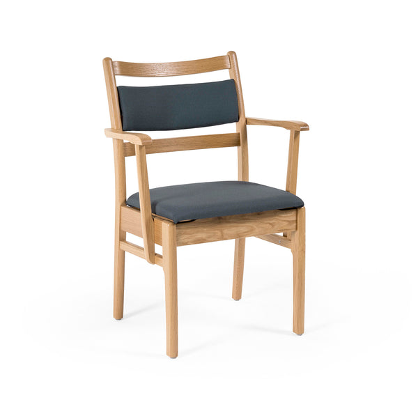 Pan chair w/armrests