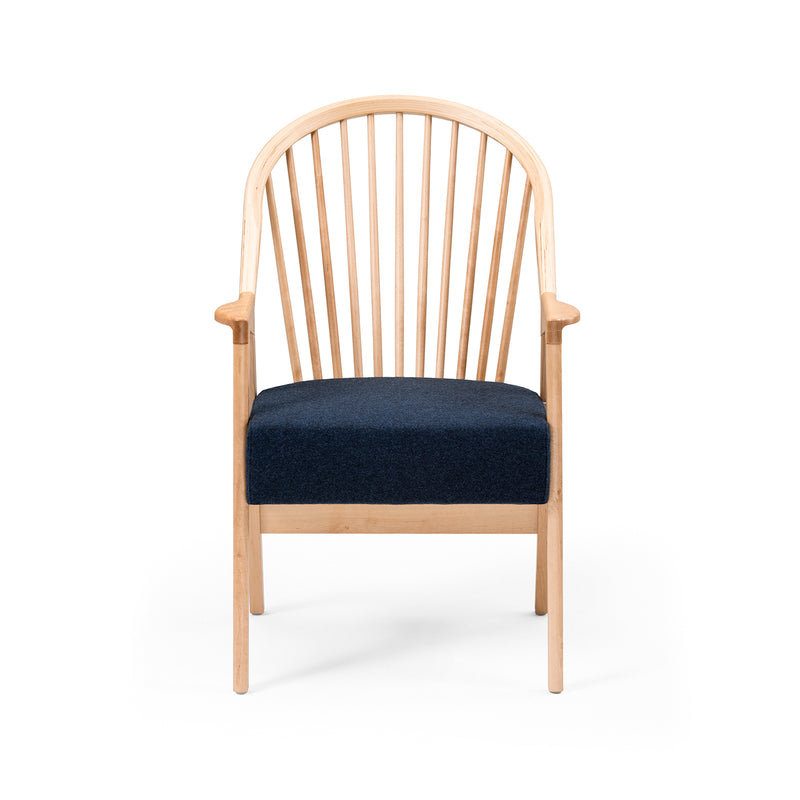 Tiara chair w/armrest