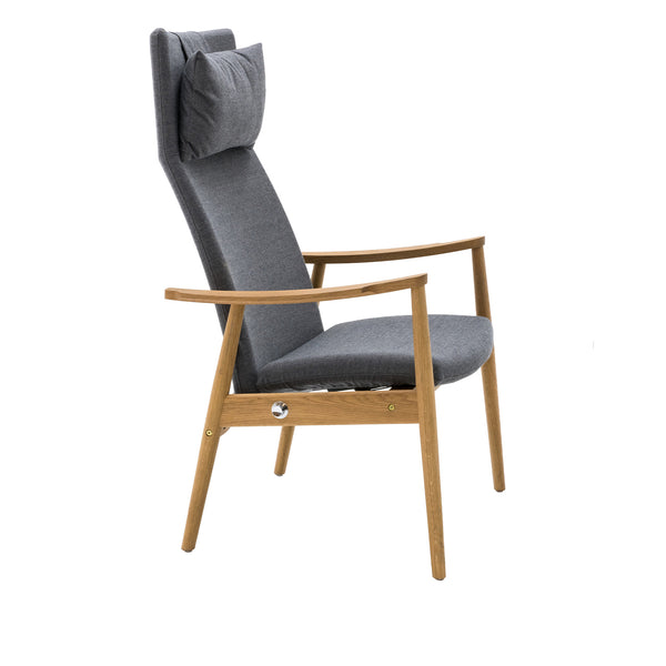 Nordia high back chair w/stepless adjustment, open armrests