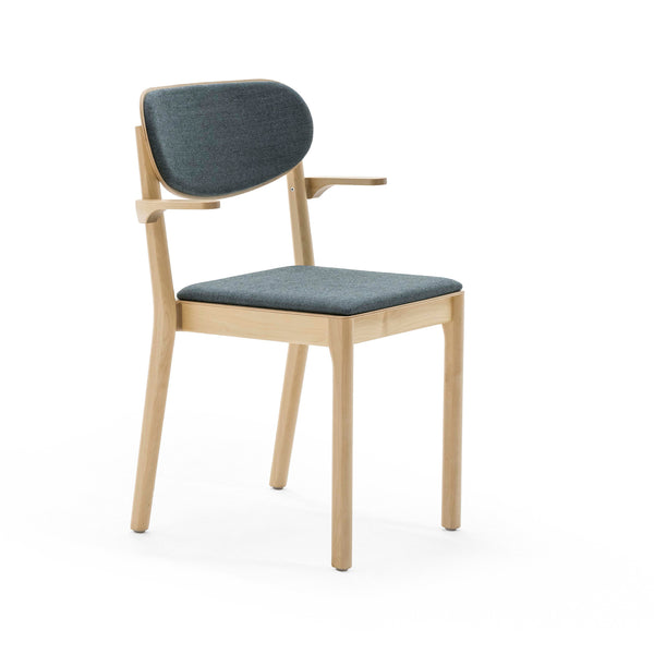 Svea stacking chair w/upholstered seat and back, w/armrest